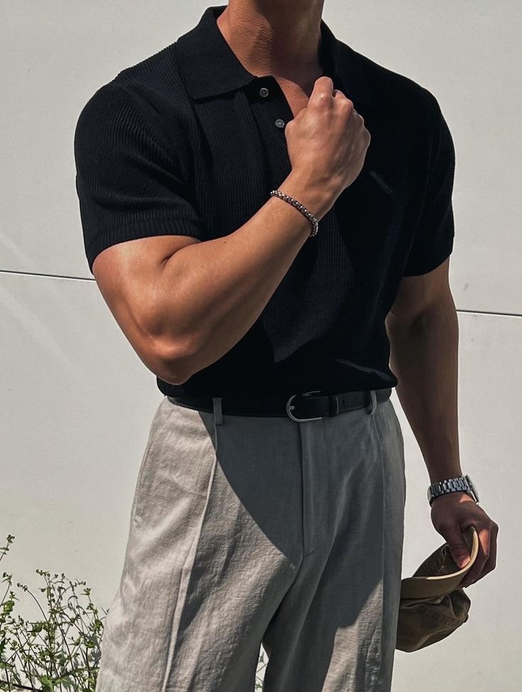 Polo in black  : The Essence of 'Old Money' Luxury